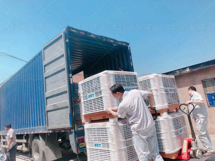 現(xiàn)代廠房車(chē)間降溫為什么都在使用節(jié)能環(huán)?？照{(diào)呢？