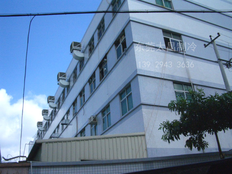 佛山燈飾廠車(chē)間通風(fēng)降溫案例