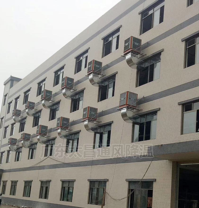 潤東方環(huán)?？照{(diào) 實(shí)力打造省電廠房通風(fēng)降溫
