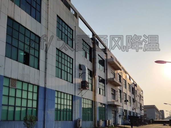 為什么環(huán)保空調(diào)是廠房降溫常用設(shè)備呢？